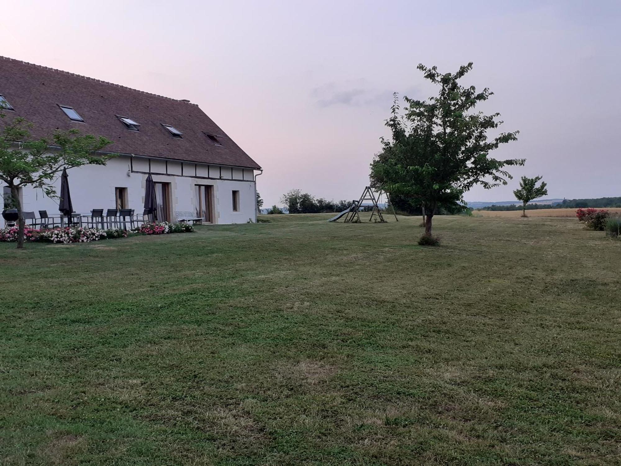 Gite Et Chambre D'Hotes Du Guillot Sainte-Solange Eksteriør billede